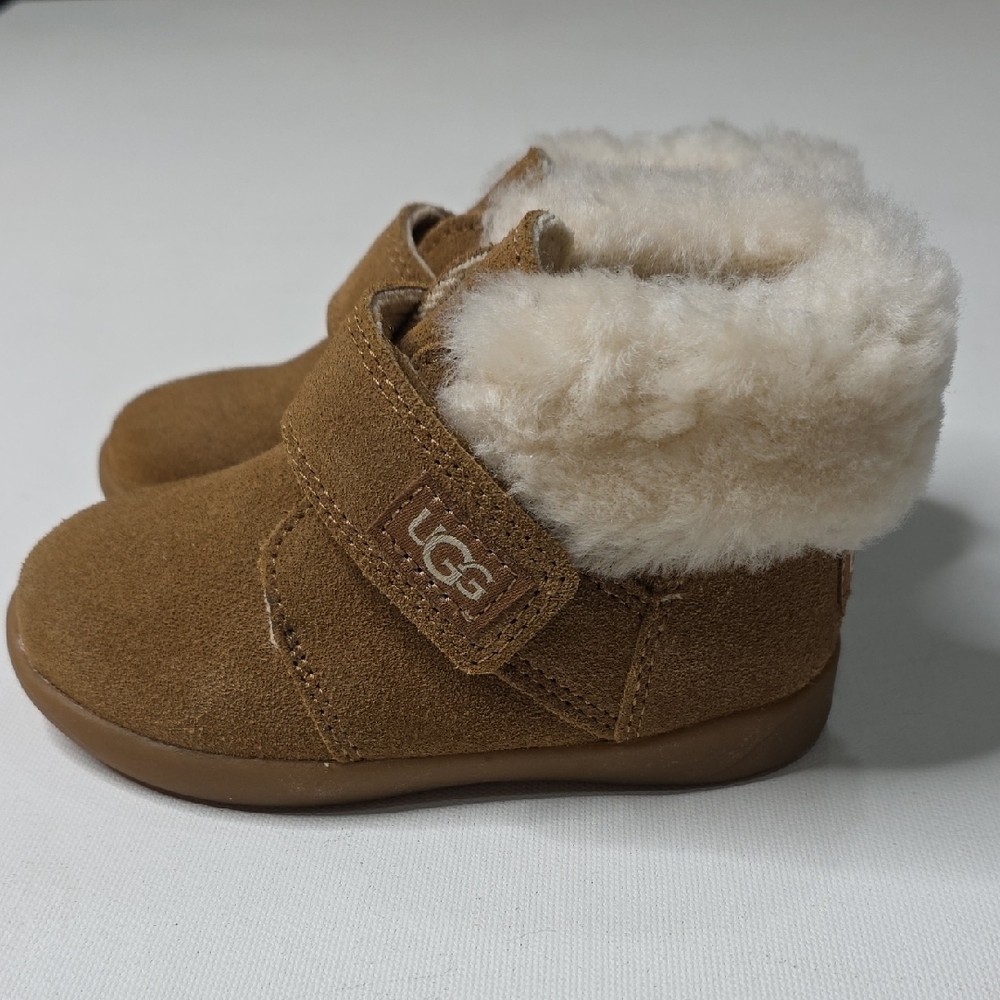 UGG Nolen Toddler Boots - Chestnut Suede with Shearling Trim - Size 7